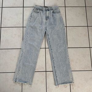 Pretty Little Thing Wide-Leg Jeans Size 4